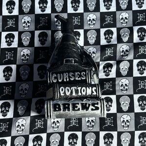 Haunted Parlor Witch Hat & Spell Books Goth Halloween Bathroom Soap Dispenser